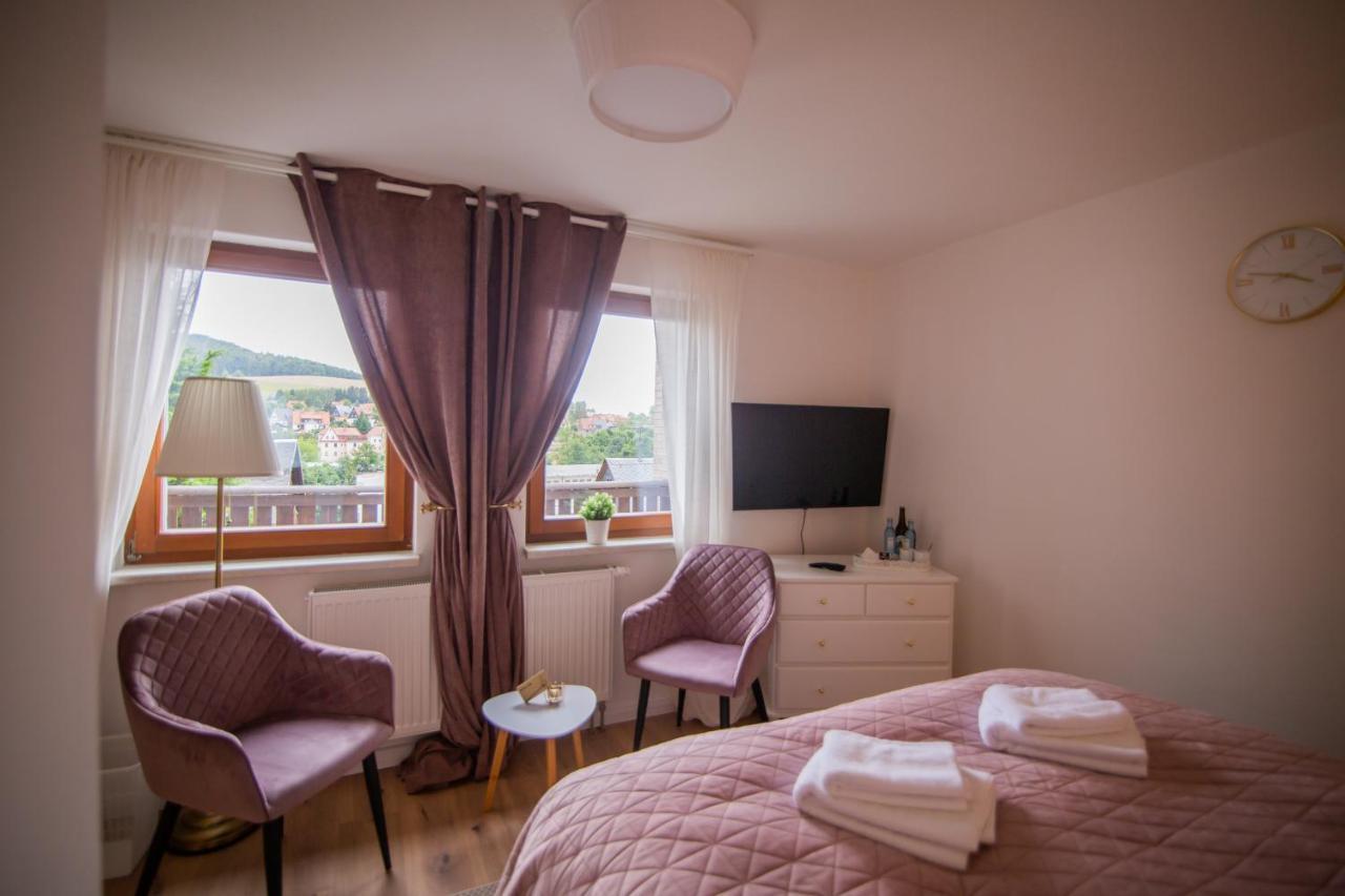 Apartone Land-Hotel Sebnitz Bagian luar foto